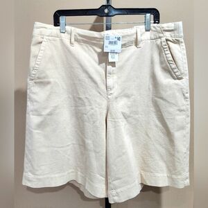 NWT American Eagle Outfitters's 11" Stretch High-Waisted Trouser Shorts Size 16